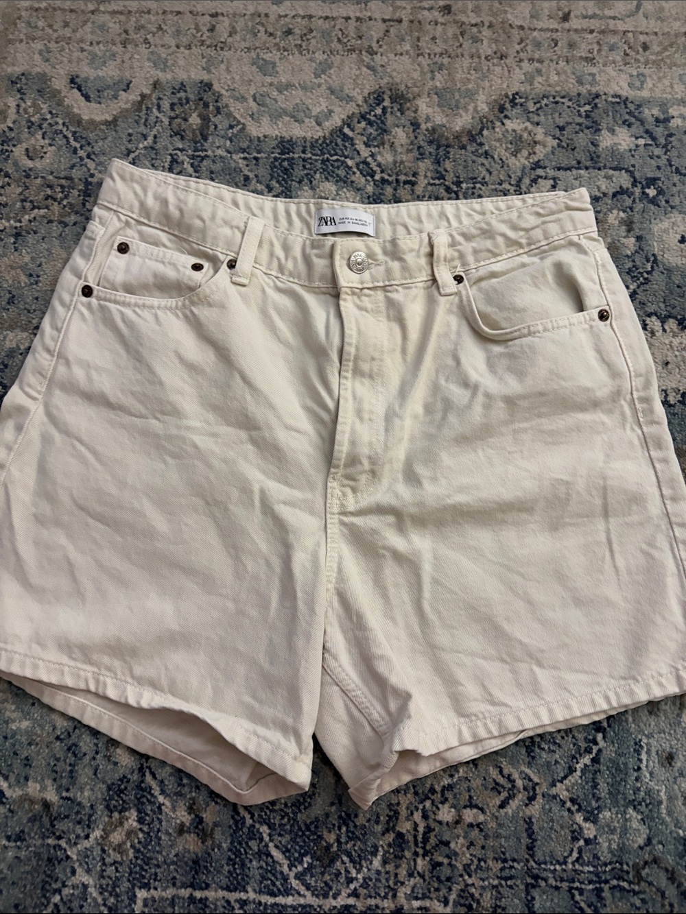 Zara Off-White High-Rise Denim Shorts 5” inseam